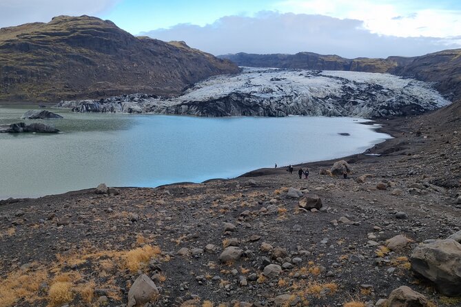 Private South Coast Tour With Optional Glacier Hike in Iceland - Skógafoss: big, powerful falls with mist and rainbow odds