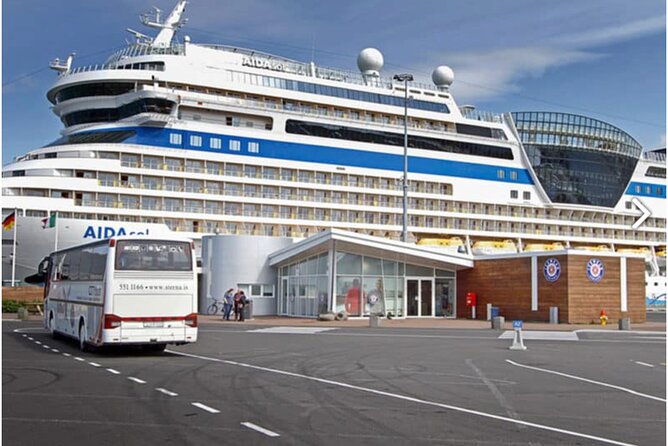 Private Transfer from Cruise Ship Port to Keflavik Int. Airport - The Drive to Keflavik Airport: Planning for the Real 45-Minute World