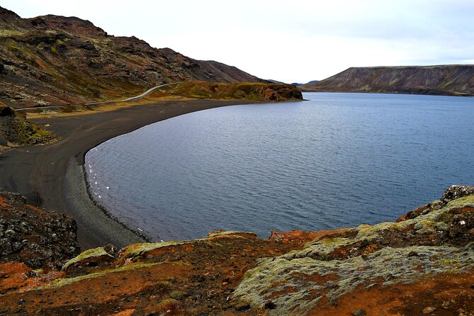 Private Transfer Reykjavik to Keflavik Airport - Choosing your pickup spot in Reykjavík (and why it matters)