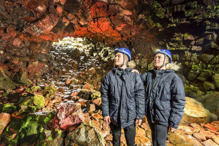 Raufarhólshellir Lava Tunnel: Underground Expedition - The Lights-Go-Out Moment: Pure Darkness and Why It Feels Different Here