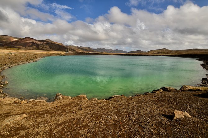 Reykjanes Geopark Small-Group Tour with Airport Transfer - Why Reykjanes Geopark feels like Iceland’s science class