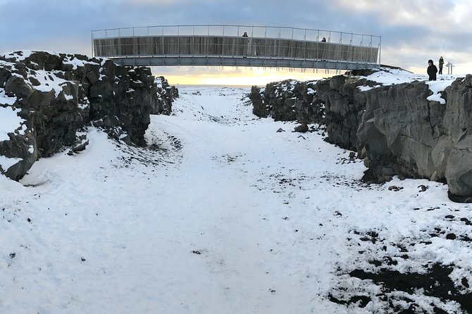 Reykjanes Peninsula & Blue Lagoon (Premium Admission Included) - Price and value: Is $1,023.50 per person worth it?
