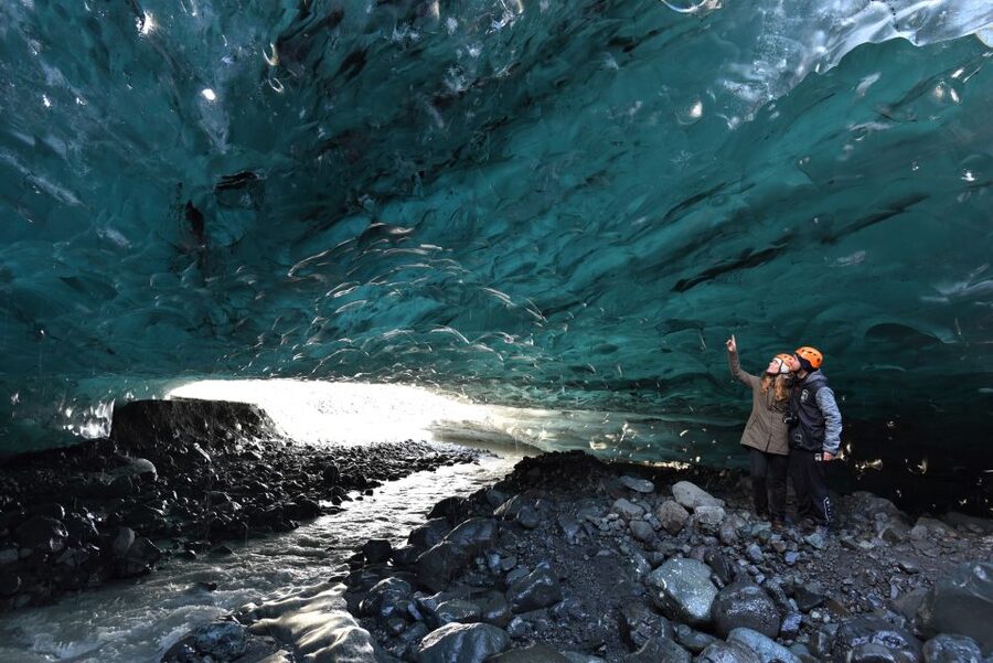 Reykjavik: 3-day South Coast and Golden Circle Experience - Guides Matter: From Halldór to Gylfi to Siggi