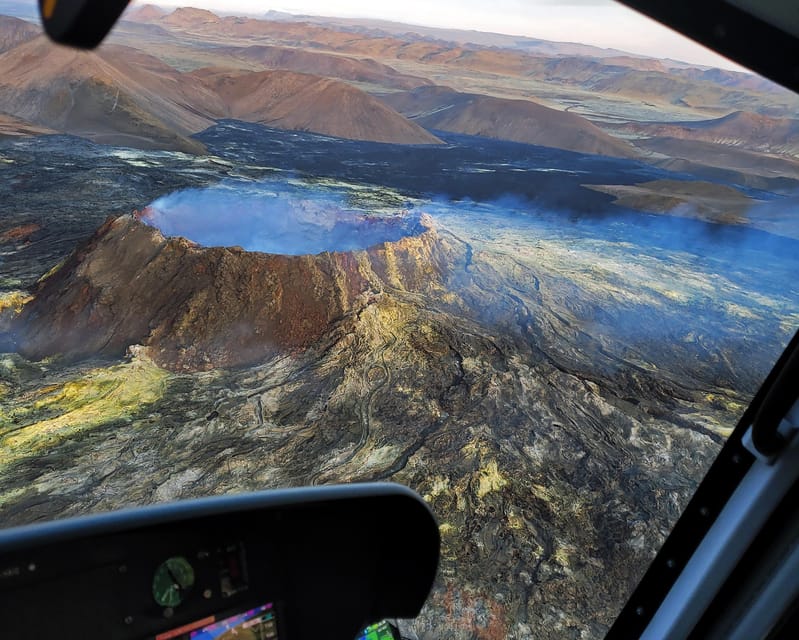 Reykjavik: 45-Minute Volcano Sightseeing Helicopter Tour - Flying Past Old Eruption Craters and the Fagradalsfjall/Geldingadalir Story