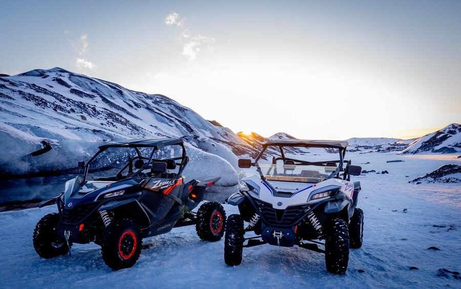 Reykjavík: Buggy Adventure to Mýrdalsjökull Majestic Glacier - Reaching the glacier edge: panoramic ice views with black sand drama