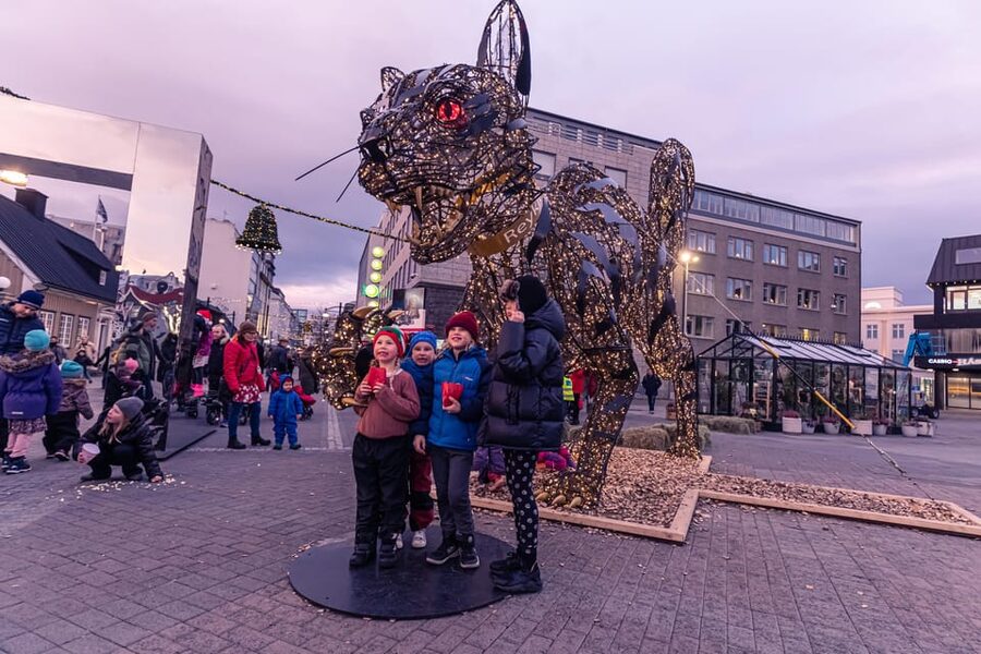 Reykjavik: Christmas Walking Tour with Icelandic Traditions - Key things that make this Reykjavik Christmas walk worth your time