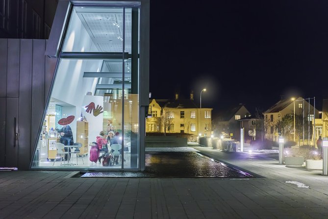 Reykjavik City Card 24-hour - Kopavogur’s Natural History Museum: geology and Iceland’s animals