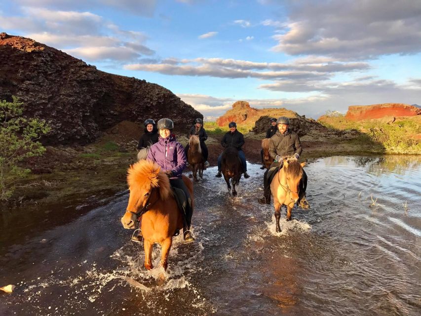 Reykjavik: Evening Sleipnir Horse Riding Tour with Pickup - The 3-hour flow: from riding lesson to Hólmsheiði trails