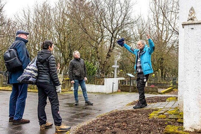 Reykjavik Folklore Walking Tour: Meet the Elves, Trolls & Ghosts of Iceland - Tjörnin lake monsters and Reykjavik’s water-life