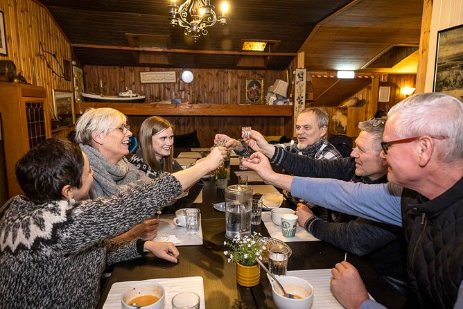 Reykjavik Food Lovers Tour - Icelandic Traditional Food - Seabaron shellfish soup by the old harbor: starting with the sea