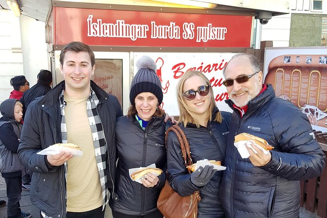 Reykjavik Food Lovers Tour - Icelandic Traditional Food - Icelandic street food and lamb soup in a bowl