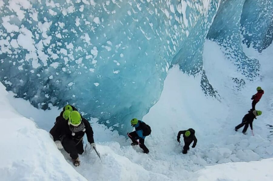 Reykjavik: Glacier Hike, Waterfalls and Black Sand Beach - What group size changes on a glacier
