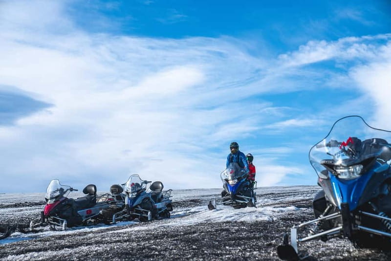 Reykjavík: Glacier Snowmobile and Hot Springs with Pickup - Effort level and motion sickness: the real-world comfort checklist