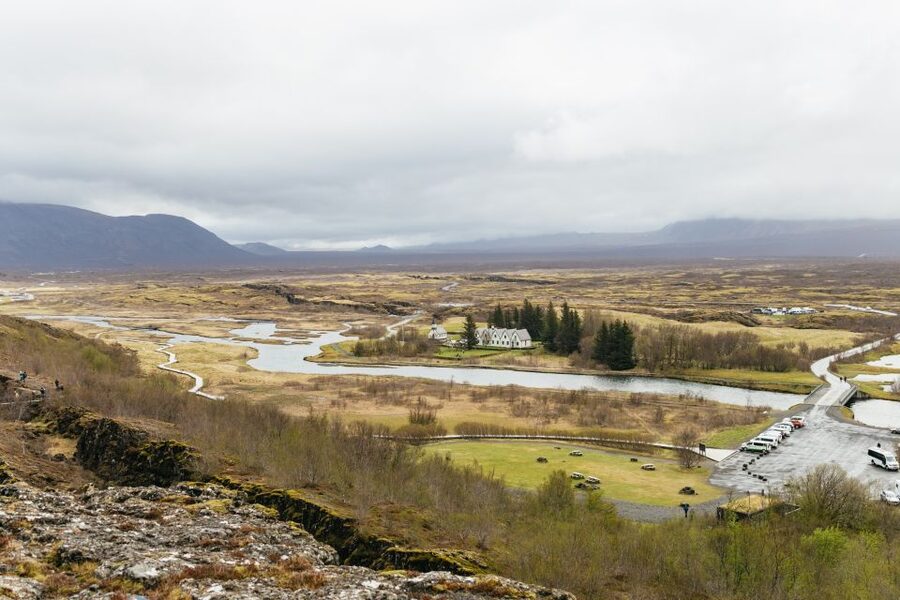 Reykjavik: Golden Circle, Crater & Blue Lagoon Minibus Tour - Geysir: Watching Strokkur Erupt Up to 20 Meters