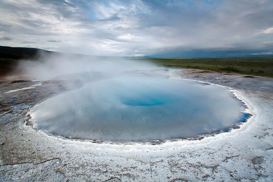 Reykjavik: Golden Circle Day Tour with optional Blue Lagoon - Golden Circle in one long day: bus comfort, WiFi, and smart pacing