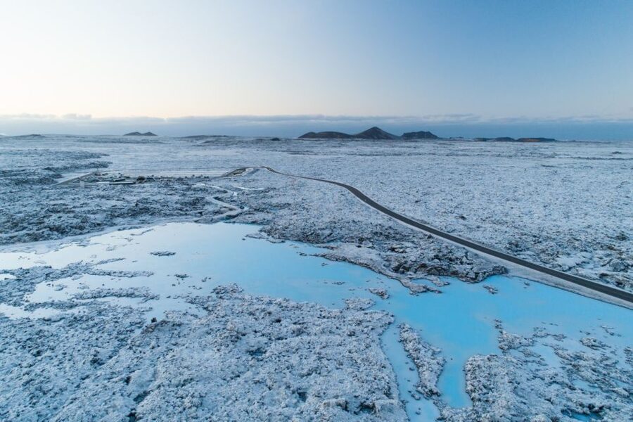 Reykjavik: Golden Circle Day Trip with Blue Lagoon Transfer - Guides Make the Difference on Days Like This