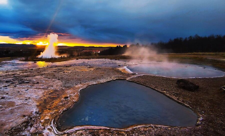 Reykjavik: Golden Circle, Kerid Crater and Sky Lagoon Tour - Geysir and Strokkur: the steam show you can plan around