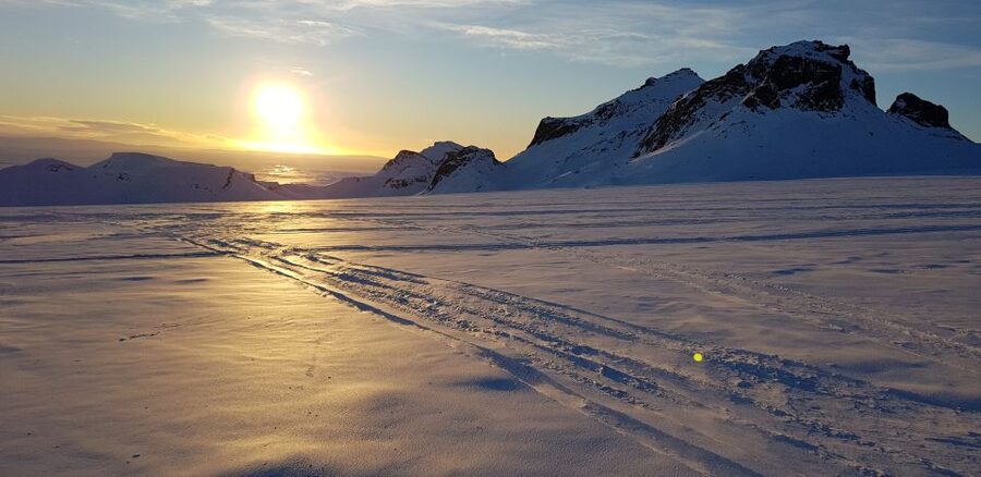 Reykjavik: Golden Circle & Langjökull Glacier on a Jeep - What to pack and how to handle the cold, wet parts
