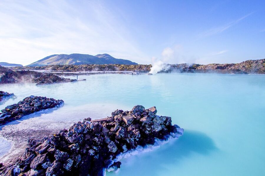Reykjavík: Golden Circle Minibus Tour & Blue Lagoon Transfer - Kerið Crater: One Walk, Big Payoff