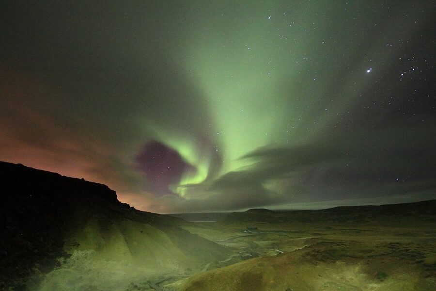 Reykjavik: Golden Circle & Northern Lights 4x4 Tour - Small group experience: why limited seats make a difference