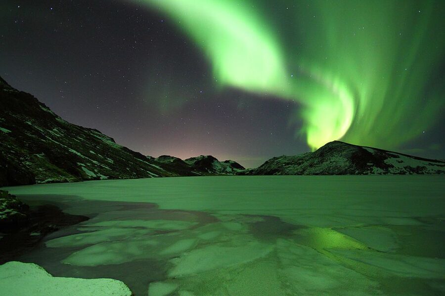 Reykjavik: Golden Circle & Northern Lights 4x4 Tour - Northern Lights hunt from Reykjavik: your odds after dark