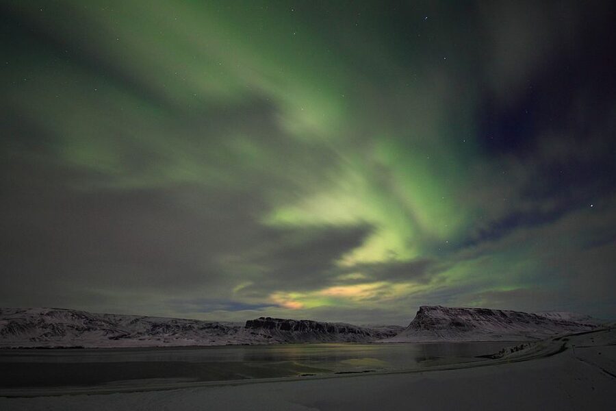 Reykjavik: Golden Circle & Northern Lights 4x4 Tour - What to pack (and what to skip) for this 10-hour schedule