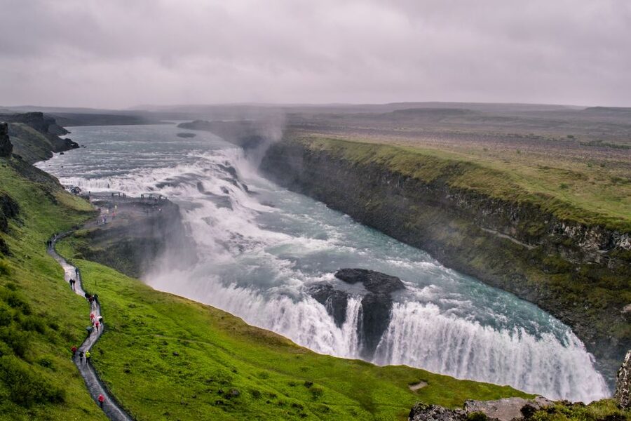 Reykjavik: Golden Circle, Tomato Farm and Kerið Crater Tour - Gullfoss: the falls that keep pushing