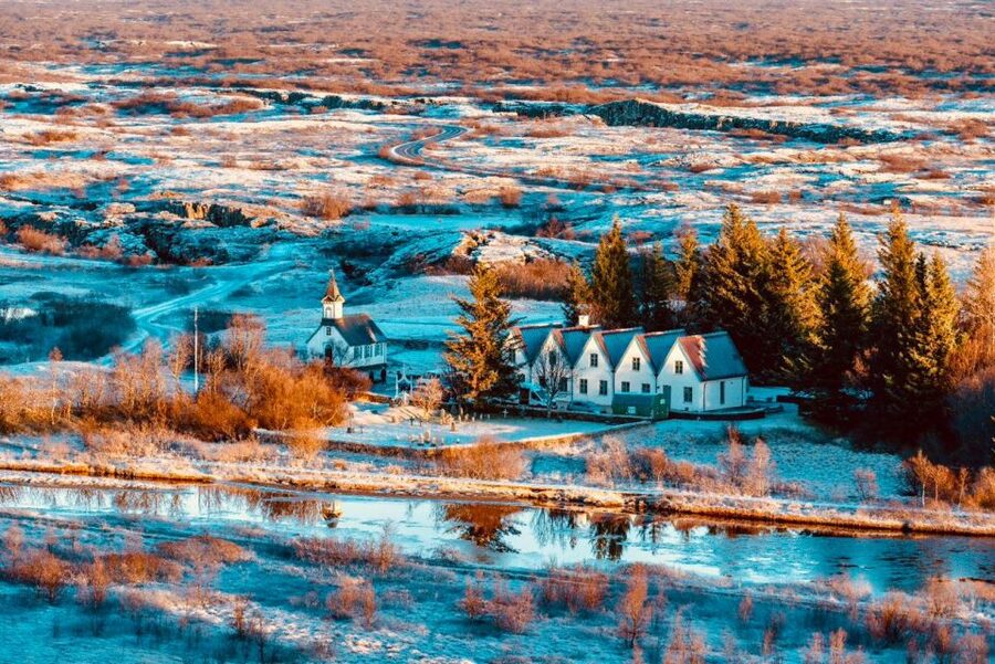 Reykjavik: Golden Circle, Tomato Farm and Kerið Crater Tour - Friðheimar tomato farm lunch: the greenhouse break you’ll remember