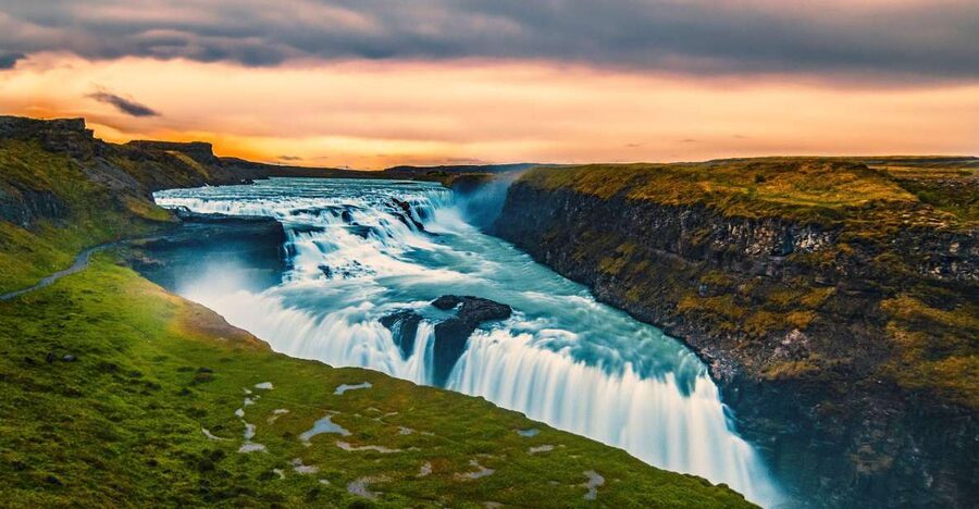 Reykjavik: Golden Circle, Tomato Farm and Kerið Crater Tour - Morning pickup: why this starts early and feels smoother