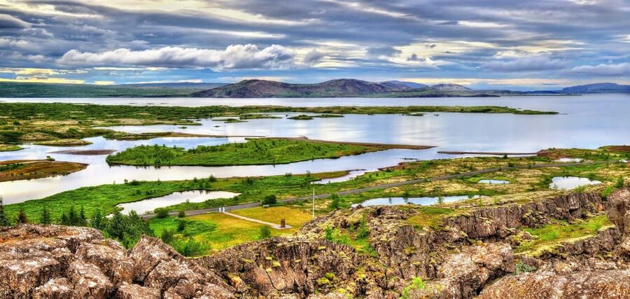 Reykjavik: Golden Circle tour, Crater & Icelandic Horses - Kerið Crater + Icelandic Horses: The Stops That Add Variety