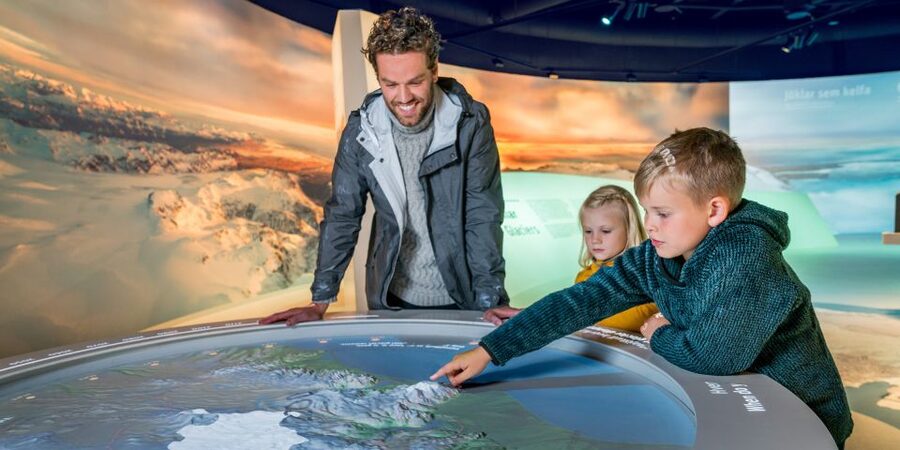 Reykjavík: Golden Circle Tour & Perlan Museum Tour - Key highlights worth your time