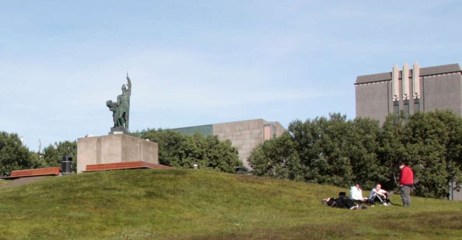 Reykjavik: Guided City Walking Tour - Why this Reykjavík walking tour works so well on a first visit