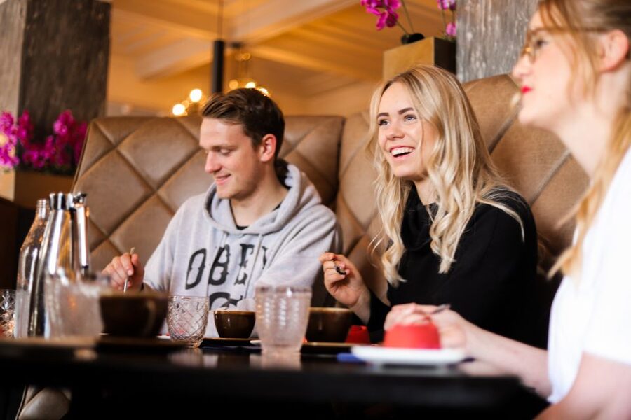 Reykjavik: Guided Foodie Walking Tour with 6 Tastings - Key things to know before you go