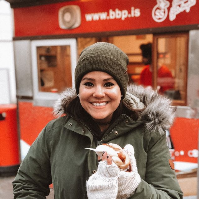 Reykjavik: Guided Foodie Walking Tour with 6 Tastings - Meeting at Harpa and how the tour starts