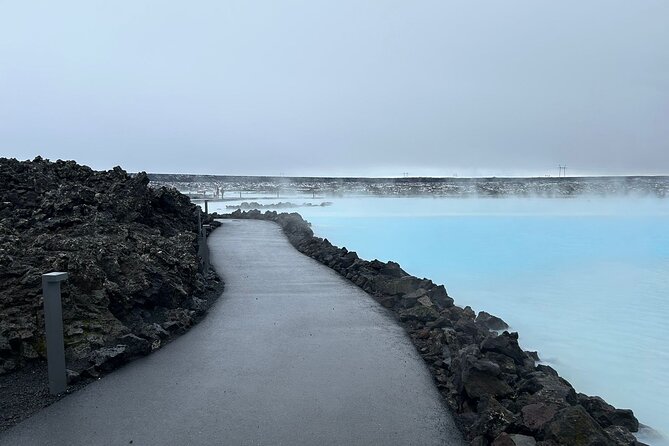 Reykjavík/Keflavík–Blue Lagoon, Silica & Retreat Transfer - Reykjavik vs. Keflavík Timing: What Those Minutes Feel Like