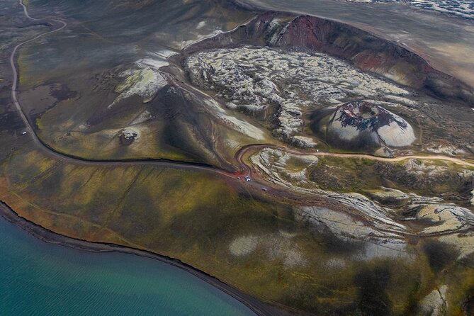 Reykjavík: Landmannalaugar & Icelandic Highlands Super Jeep Tour - One-Day Highlands Sprint From Reykjavík
