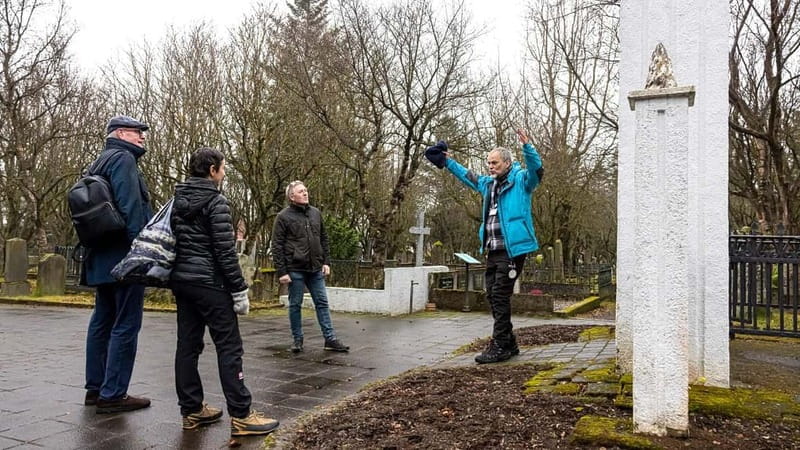 Reykjavik Midnight Sun Ghost Walk - Weather, Clothing, and Spooky Content: Small Prep That Helps