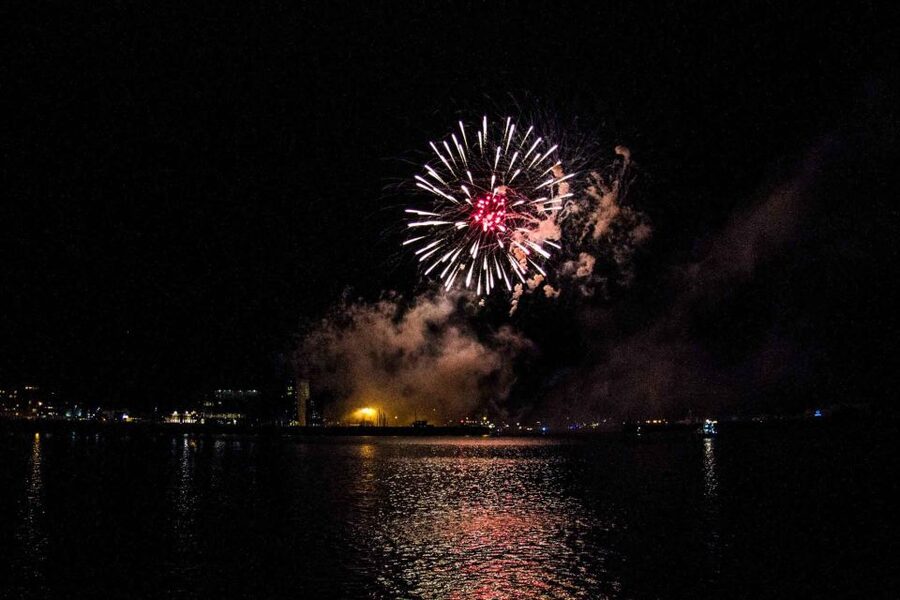 Reykjavik: New Year's Eve Fireworks Cruise - Why Watching Reykjavik Fireworks From the Sea Actually Makes Sense
