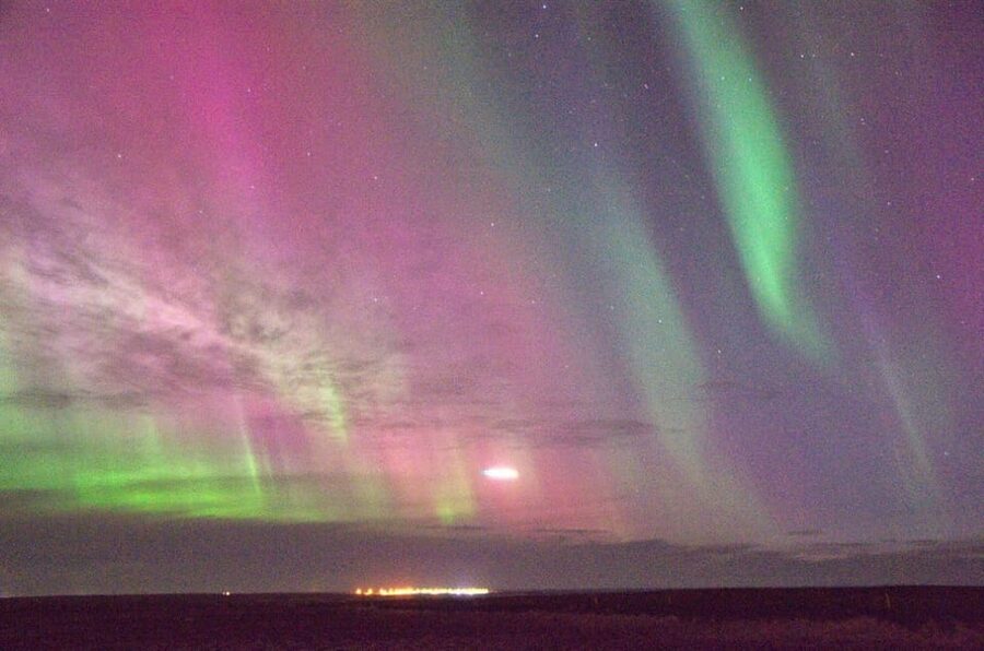 Reykjavík: New Year's Eve Northern Lights Yacht Cruise - Practical tips for a smoother night on the water