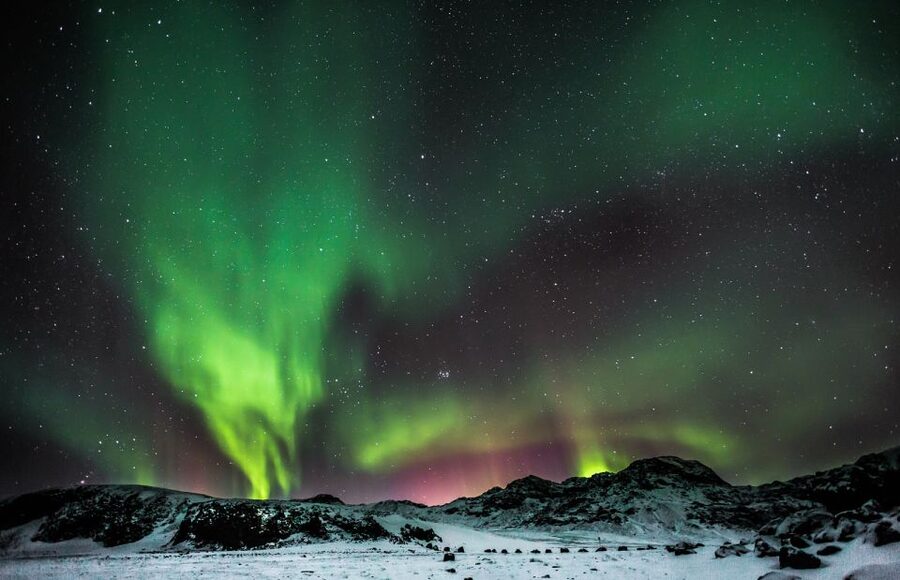 Reykjavík: Northern Lights Minibus Tour with Photos - Free Photos with the Northern Lights: How to Get Results