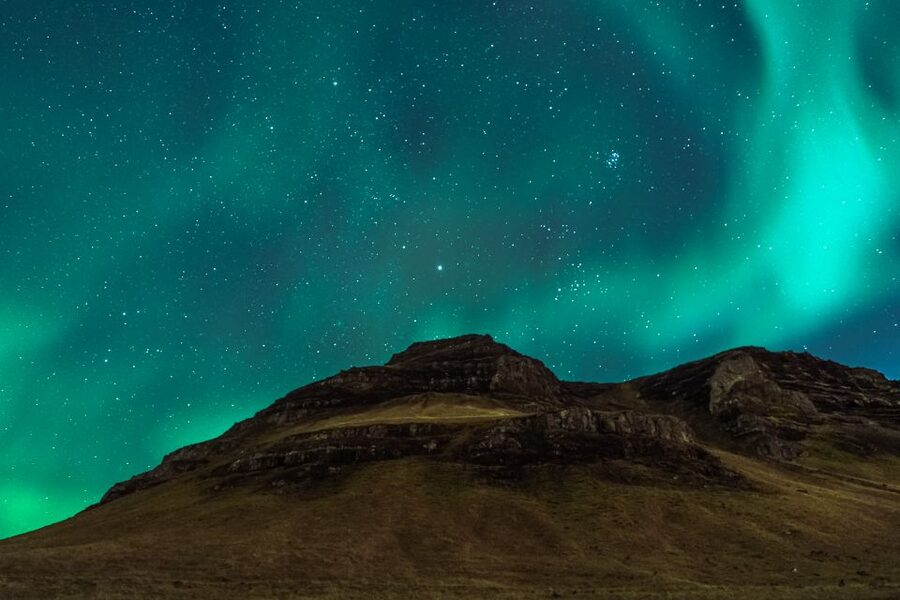 Reykjavik: Northern Lights Tour with Free Photos & Hot Cocoa - Who this tour fits best (and who might prefer another plan)