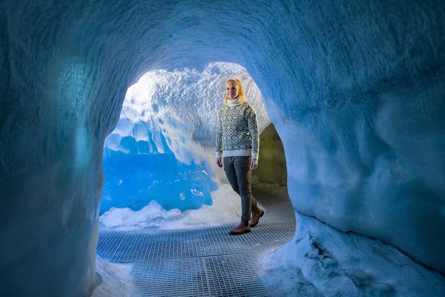 Reykjavik: Perlan - Wonders of Iceland Experience - Perlan’s Big, Visible Mission: Why This Stop Works in Any Weather