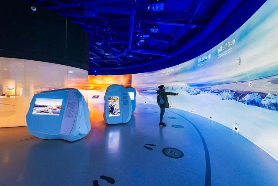 Reykjavik: Perlan - Wonders of Iceland Experience - Aurora in a Planetarium: The 8K Show That Keeps Winter Plans Alive