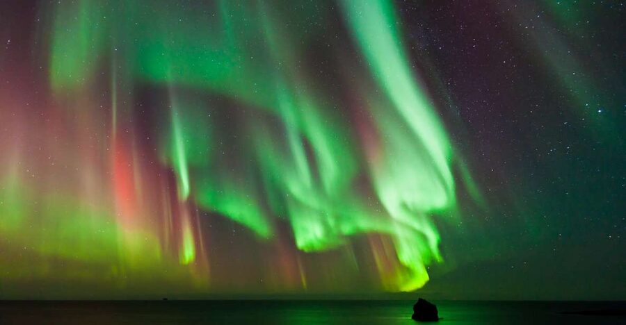 Reykjavik: Premium Northern Lights Tour with Free Photos - Key things that make this tour worth your time