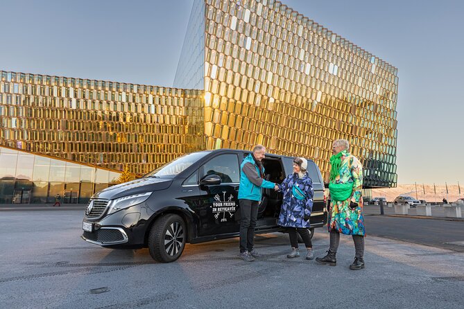 Reykjavik Private 4-Hour Tour with Transfer - How the guide makes the difference: humor, questions, and real tailoring
