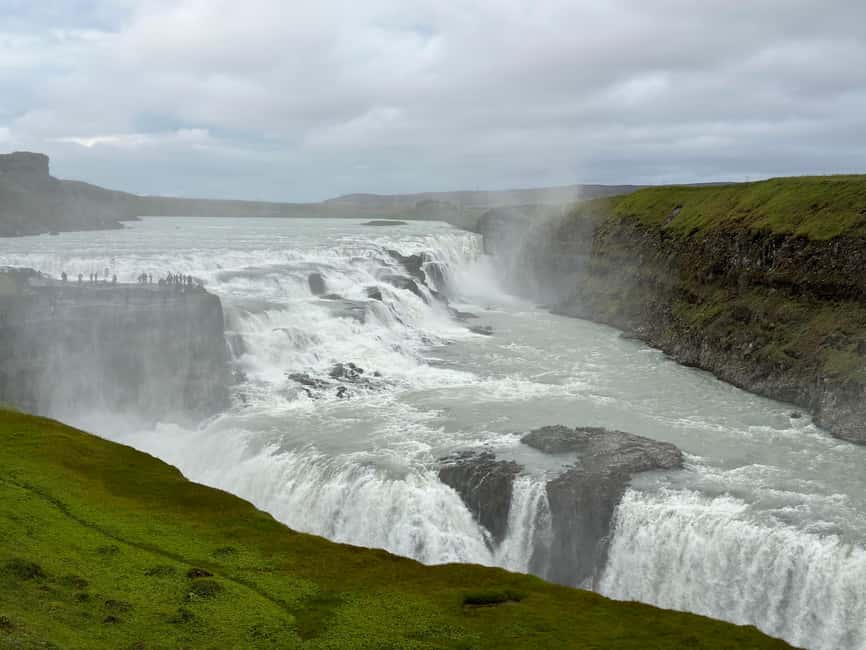 Reykjavik: PRIVATE Golden Circle tour with 5 TOP stops - Brúarfoss and Kerið: how the two extra stops change the vibe