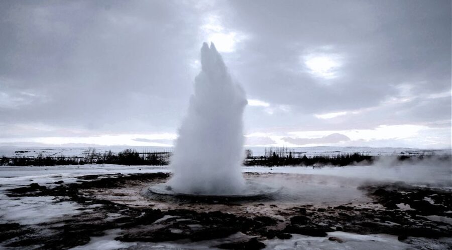 Reykjavík: Private Golden Circle Tour with Kerid Crater - Hveragerði and Bakery Time: A Human-Scale End to the Day