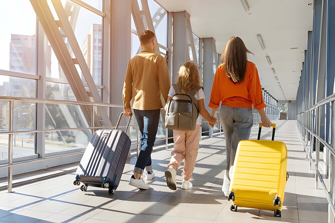 Reykjavik: Private Keflavik Airport to Hotel Transfer: upto 8 PAX - Key highlights worth caring about