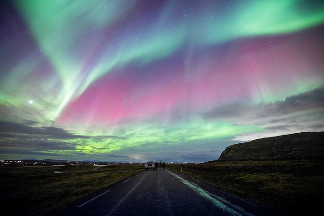 Reykjavik Private Northern Lights Tour with Pro Photographer - What the 3–4 hour night actually feels like