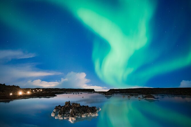 Reykjavik: Private Transfer from/to Blue Lagoon in Iceland - Local context from the drive: lava fields and straightforward facts